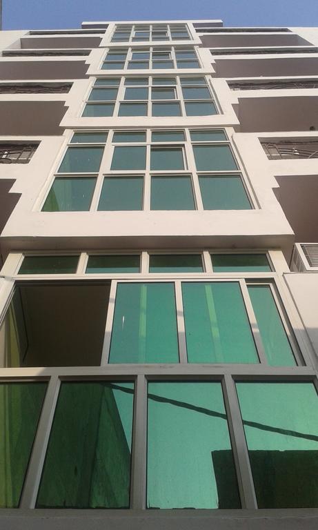 Charanpahari Hotel 新德里 外观 照片