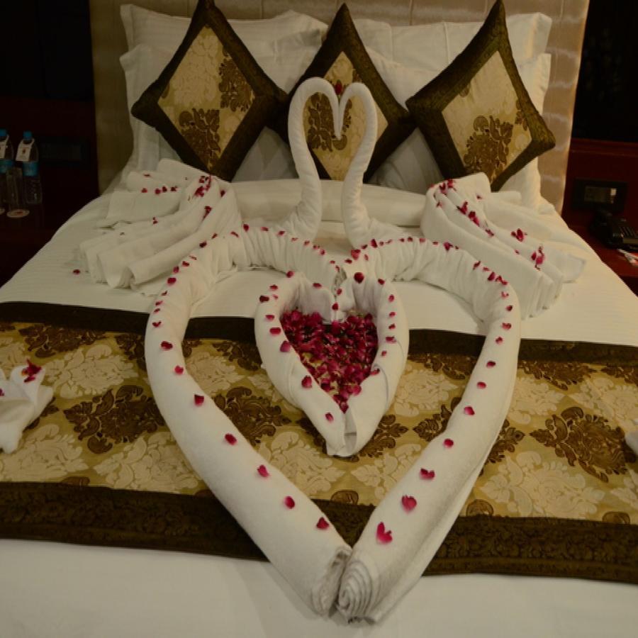Charanpahari Hotel 新德里 外观 照片