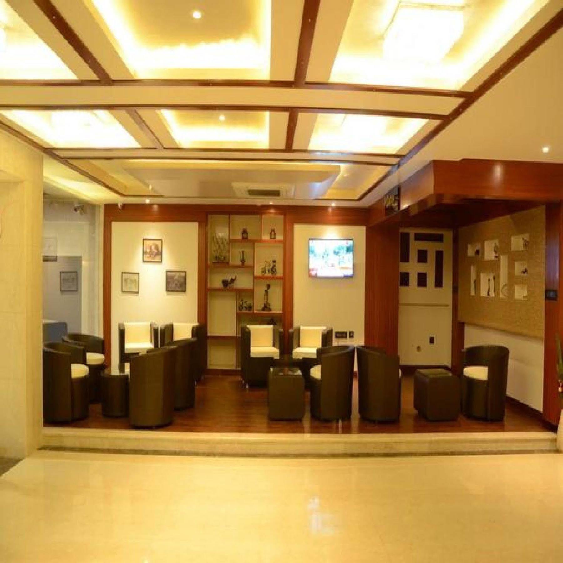 Charanpahari Hotel 新德里 外观 照片